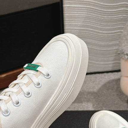 LACE-UP SNEAKERS IN WHITE CANVAS