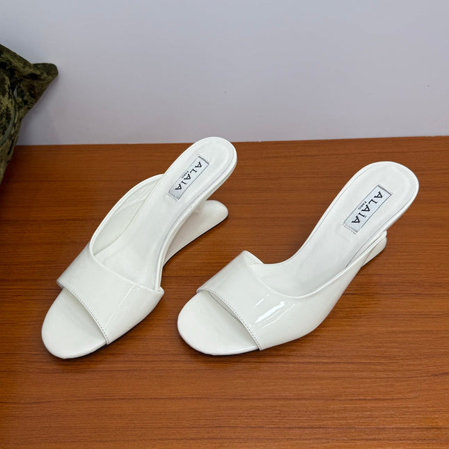 ALAIA WEDGE SANDALS 25S IN WHITE LAMBSKIN