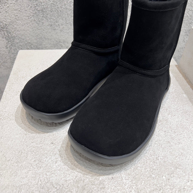 SNAP ANKLE BOOT IN BLACK SUEDE AND SHEARLING LINING