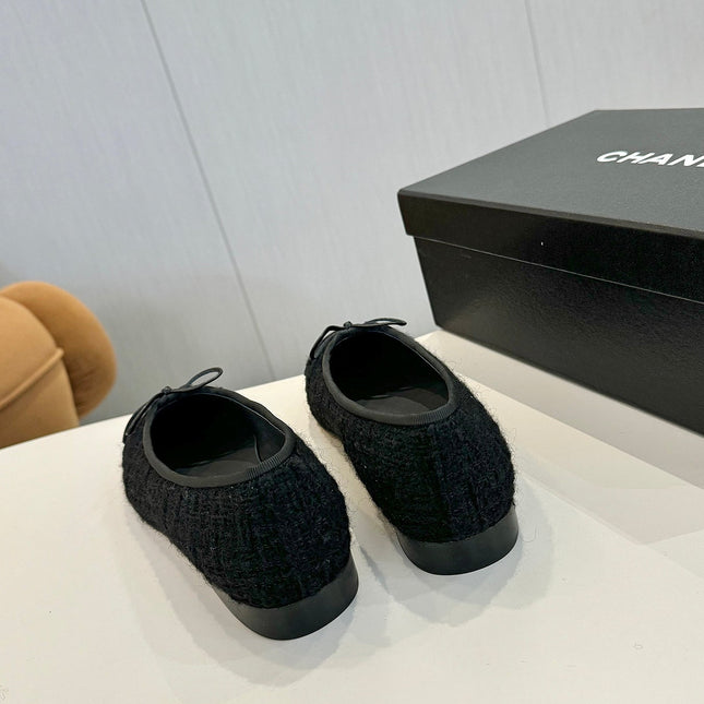 BALLET FLATS IN BLACK TWEED AND FABRIC