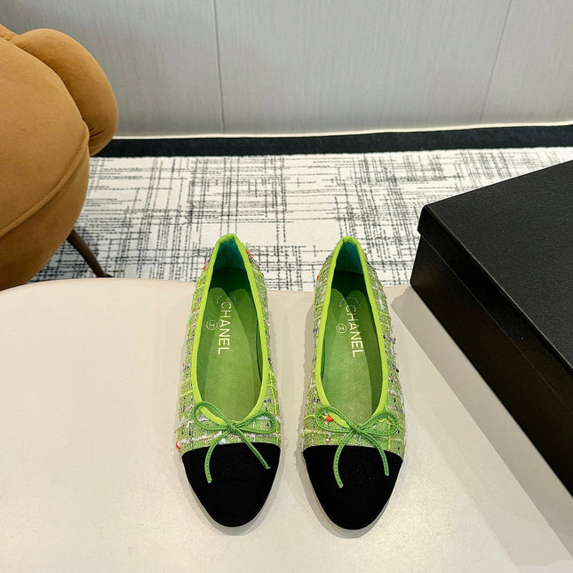 BALLET FLATS IN EMERALD GREEN TWEED AND FABRIC