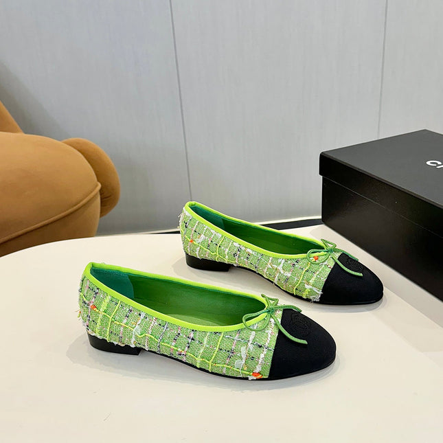 BALLET FLATS IN EMERALD GREEN TWEED AND FABRIC