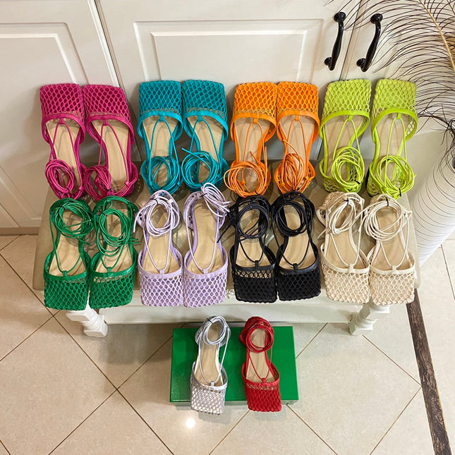 STRETCH LACE-UP FLAT SANDAL IN BLACK METALLIZED MESH AND LEATHER