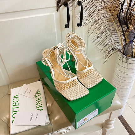 STRETCH LACE-UP HIGH HEELS IN WHITE CREAM METALLIZED MESH AND LEATHER