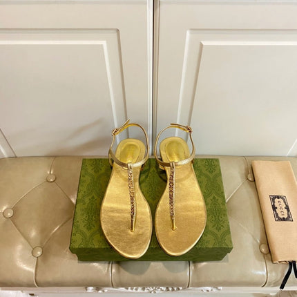 GG SIGNORINA THONG SANDALS IN GOLD SHEEPSKIN