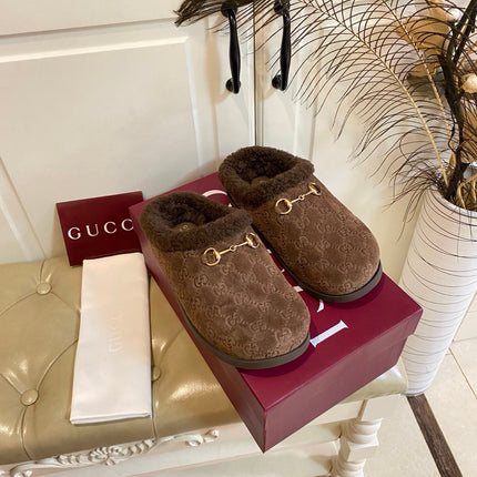 SHEARLING MULE IN DARK BROWN MONOGRAM SUEDE