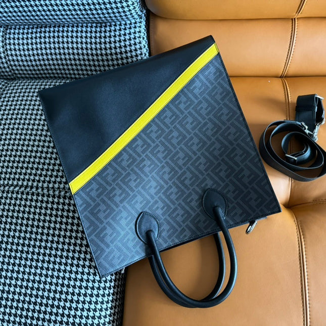 FENDI 38 BAG FF MONOGRAM FF BLACK CALFSKIN WITH STRAP