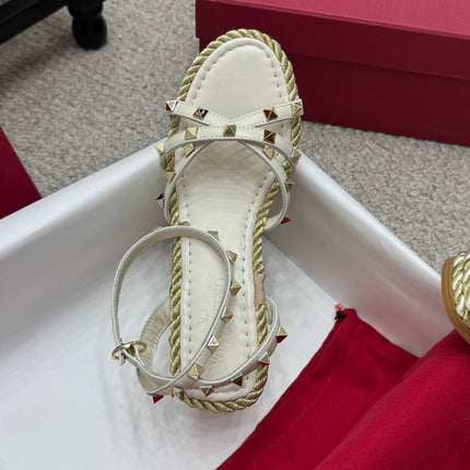VLTN HIGH WEDGE STUDDED SANDALS 25S 100 MM IN CREAM WHITE CALFSKIN