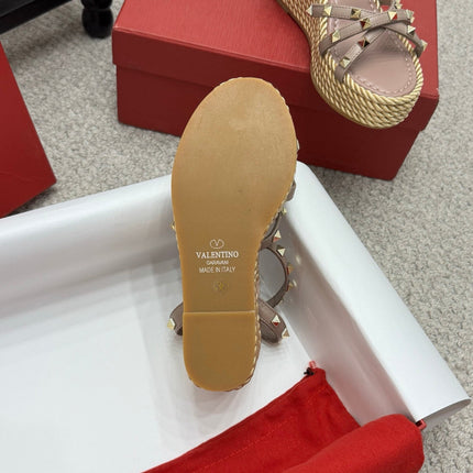 VLTN HIGH WEDGE STUDDED SANDALS 25S 100 MM IN SOFT ROSEWOOD BROWN CALFSKIN