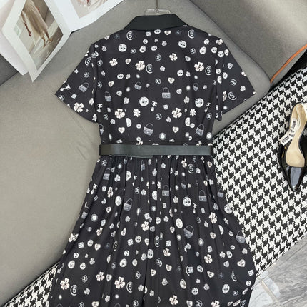 SHORT-SLEEVE BUTTON-DOWN DRESS WITH SIGNATURE LOGO BELT