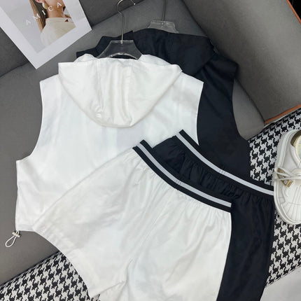 SLEEVELESS HOODIE AND SHORTS JACQUARD FABRIC 266715