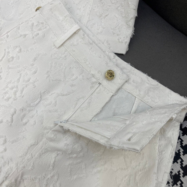 SET SLEEVELESS TOP AND SHORTS IN WHITE DENIM