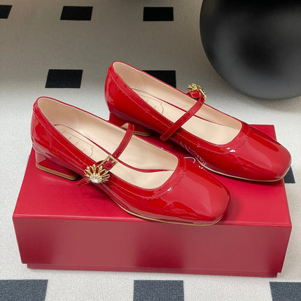 TRÈS VIVIER MARY JANE PUMPS IN RED PATENT CALFSKIN