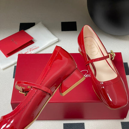 TRÈS VIVIER MARY JANE PUMPS IN RED PATENT CALFSKIN