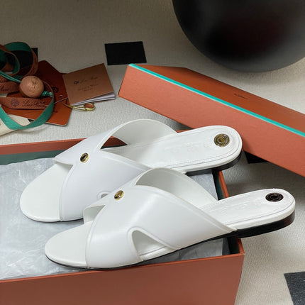 LP CLASSIC CROSS-STRAP SANDALS 25S IN WHITE LAMBSKIN