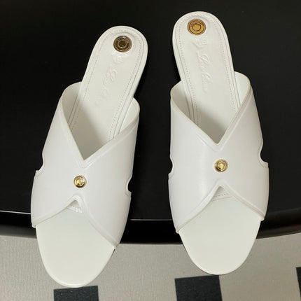 LP CLASSIC CROSS-STRAP SANDALS 25S IN WHITE LAMBSKIN