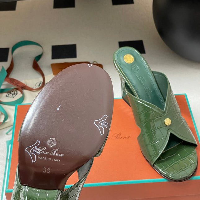 HIGH HEELS 80 MM IN MOSS GREEN CALFSKIN SNAKE EMBOSSING