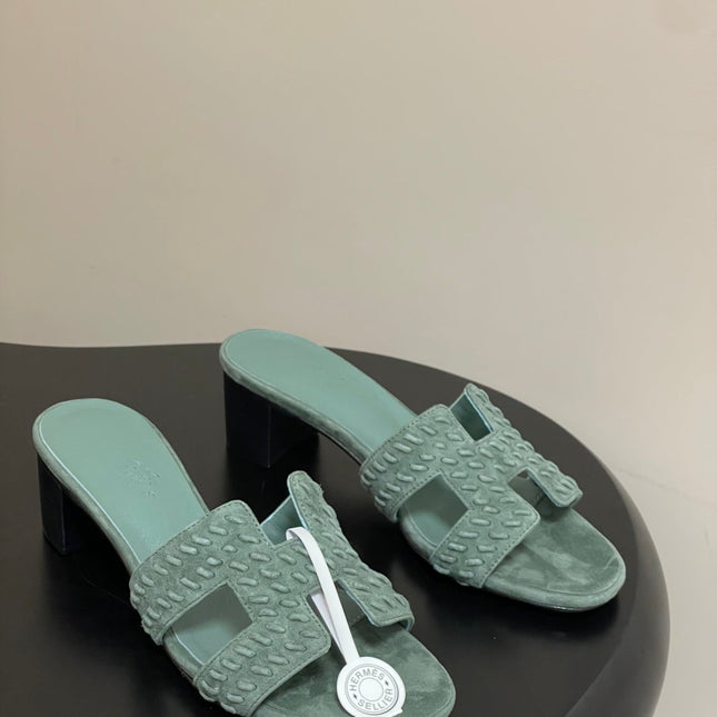 HM 25S ORAN HIGH‑HEEL SANDAL IN MUTED MINT GREEN SUEDE AND LAMBSKIN