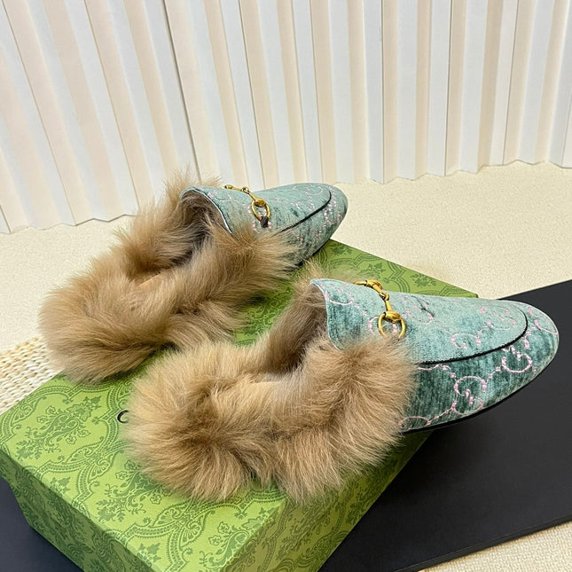 HORSEBIT MULE IN TURQUOISE MONOGRAM VELVET AND LAMB WOOL LINING