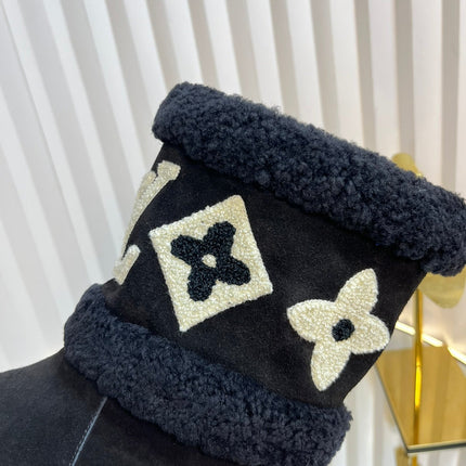 SNOWDROP FLAT ANKLE BOOTS IN BLACK SUEDE
