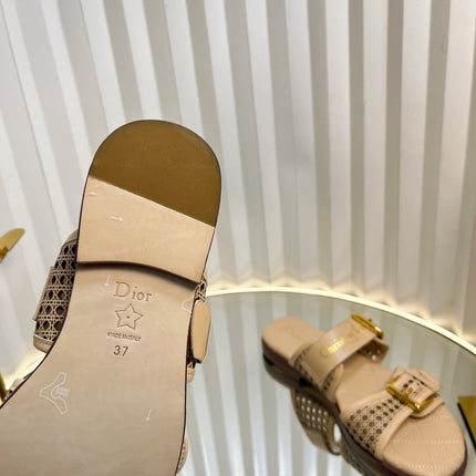D-AVENUE SLIDES 25S IN BEIGE CALFSKIN MICRO CANNAGE MOTIF