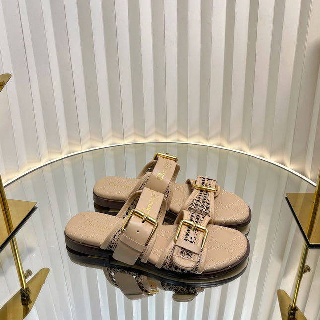 D-AVENUE SLIDES 25S IN BEIGE CALFSKIN MICRO CANNAGE MOTIF