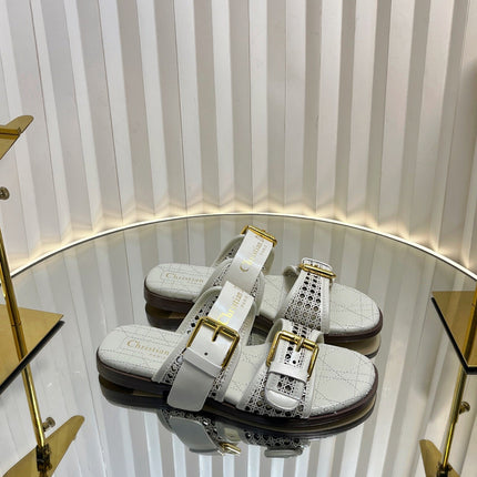 D-AVENUE SLIDES 25S IN WHITE CALFSKIN MICRO CANNAGE MOTIF