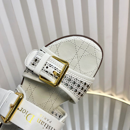 D-AVENUE SLIDES 25S IN WHITE CALFSKIN MICRO CANNAGE MOTIF