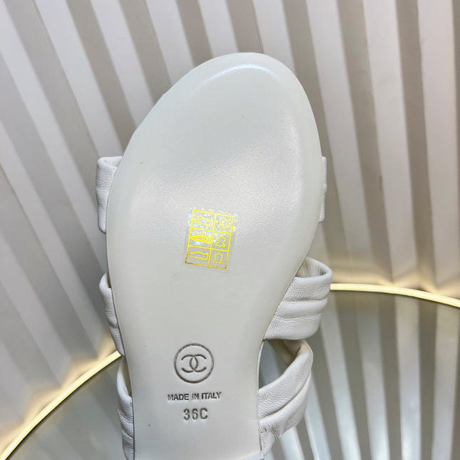 THREE STRAPS MULE IN WHITE CALFSKIN