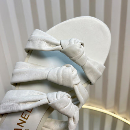 THREE STRAPS MULE IN WHITE CALFSKIN