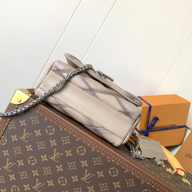LV 25S GO-14 MM 23 IN BROWN QUILTED LAMBSKIN SILVER HARDWRE