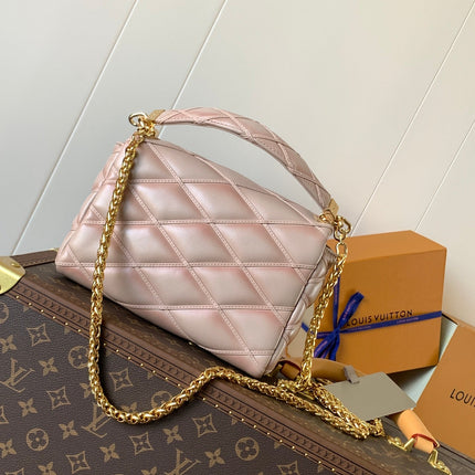 LV 25S GO-14 MM 23 IN LIGHT PINK QUILTED LAMBSKIN GOLD HARDWRE