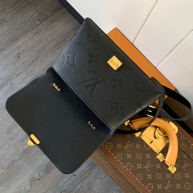 MADELEINE 30 IN BLACK MIX WHITE MONOGRAM CALFSKIN EMBOSSED LOGO