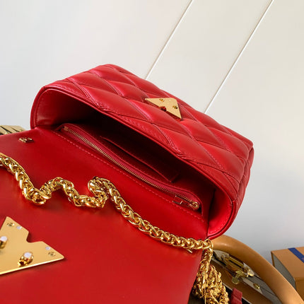 LV 25S GO-14 MM 23 IN CRIMSON RED QUILTED LAMBSKIN GOLD HARDWRE