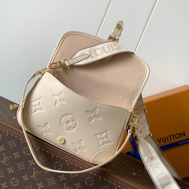 DIANE 23 IN LIGHT BEIGE MONOGRAM EMPREINTE LEATHER