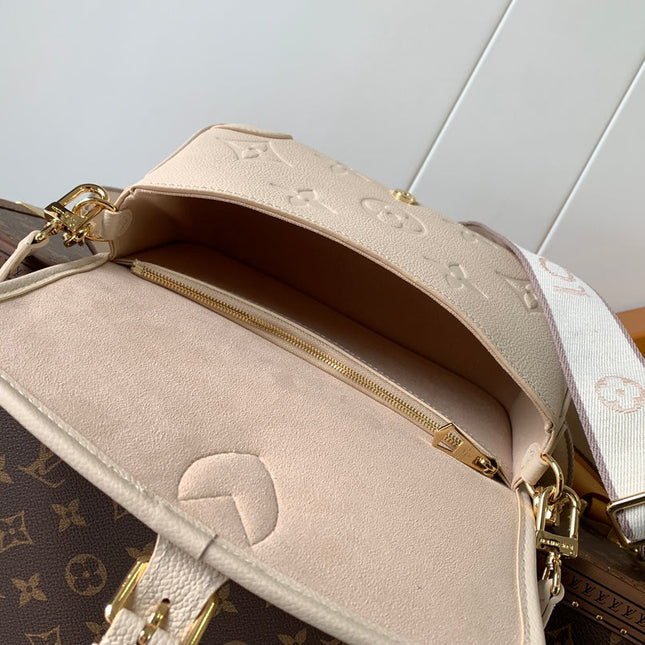 DIANE 23 IN LIGHT BEIGE MONOGRAM EMPREINTE LEATHER