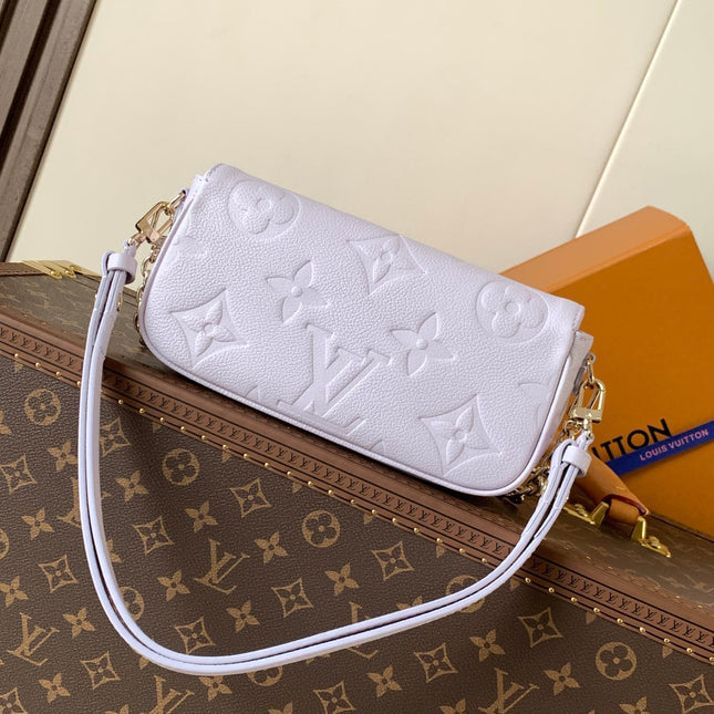 LV 25S WALLET ON CHAIN IVY 23 IN MISTY PURPLE EMBOSSED CALFSKIN TRIM