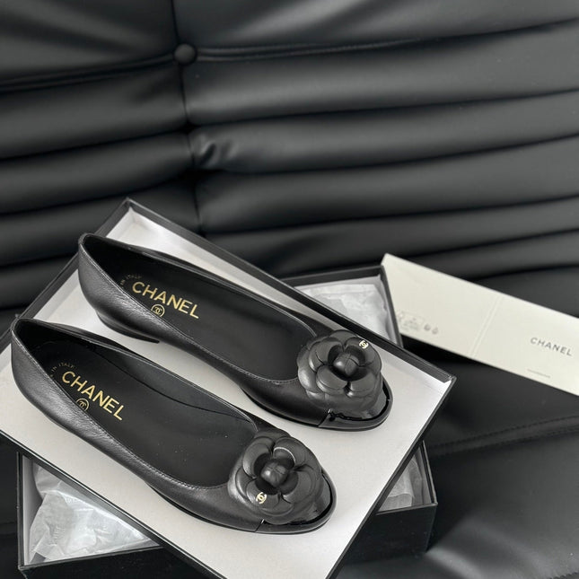 BALLET FLAT BLACK LAMBSKIN WITH FLOWER