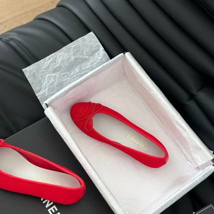 CLASSIC BALLET FLATS CHERRY RED LAMBSKIN