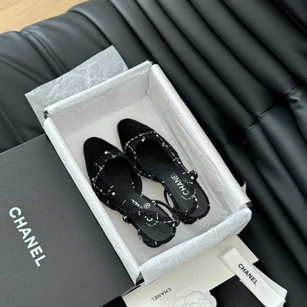 HIGH SLINGBACK IN BLACK TWEED AND LAMBSKIN