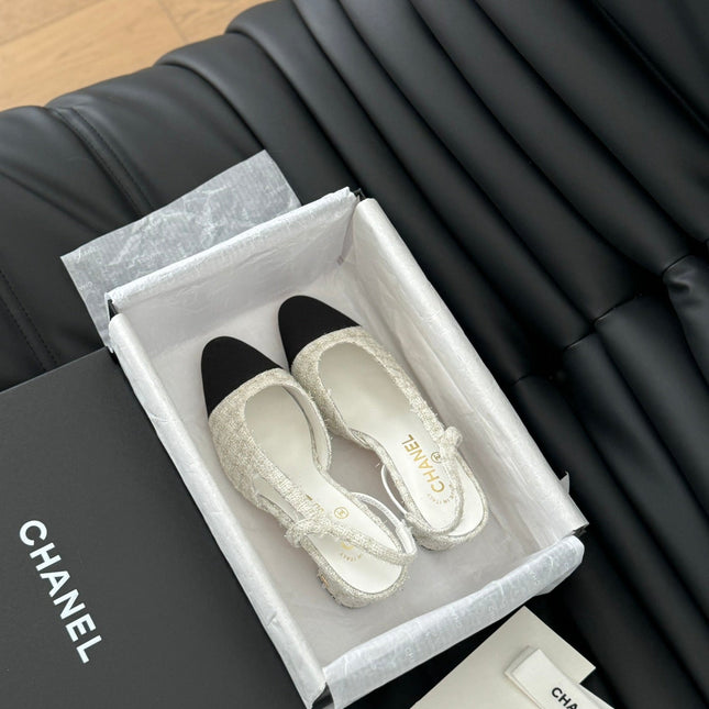 HIGH SLINGBACK IN WHITE TWEED AND BLACK LAMBSKIN