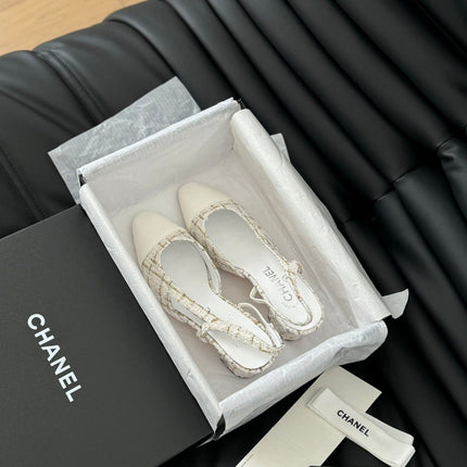 HIGH SLINGBACK IN WHITE TWEED AND LAMBSKIN