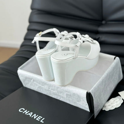 Double C New Wood Grain Platform Sandal  White Lambskin