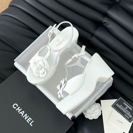 Double C New Wood Grain Platform Sandal  White Lambskin