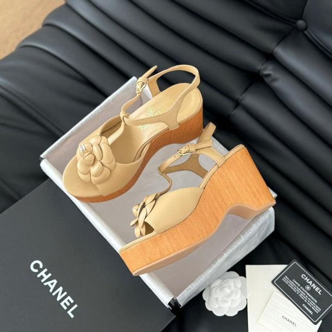 Double C New Wood Grain Platform Sandal  Tan Brown Lambskin
