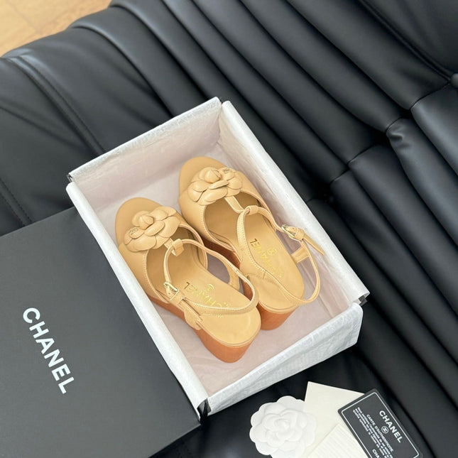 Double C New Wood Grain Platform Sandal  Tan Brown Lambskin