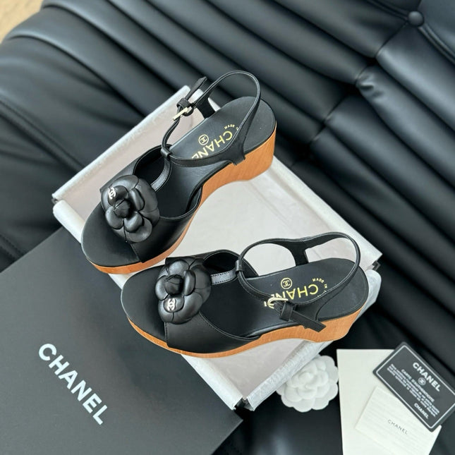 Double C New Wood Grain Platform Sandal  Black Lambskin