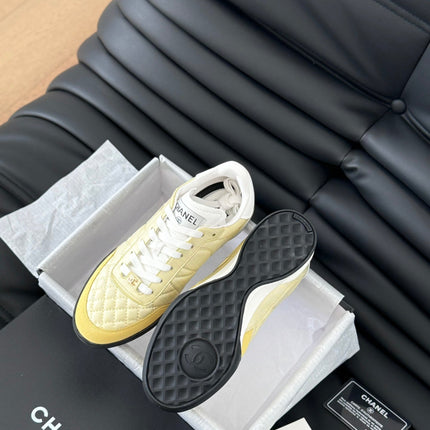 CC SNEAKER IN LIGHT YELLOW MIX WHITE EMBROIDERED LAMBSKIN