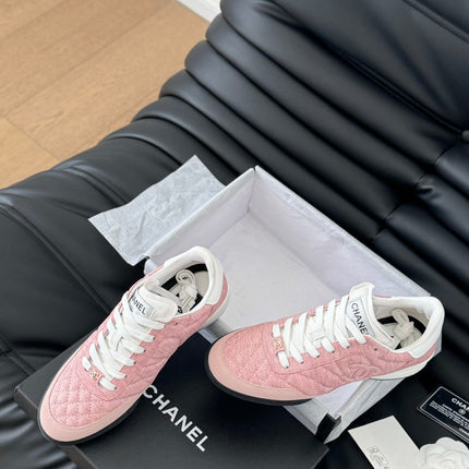CC SNEAKER IN LIGHT PINK MIX WHITE EMBROIDERED LAMBSKIN