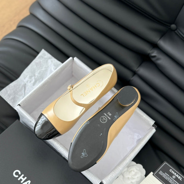 CC MARY JANE SHOES IN SEPIA BEIGE MIX BLACK LAMBSKIN WITH GOLD HARDWARE